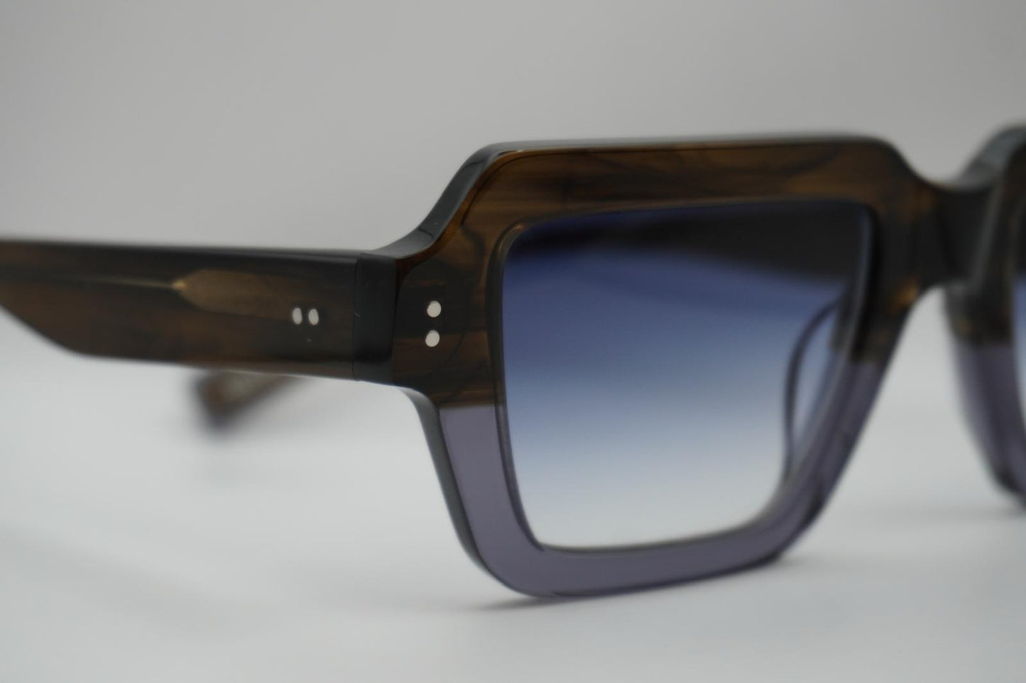 STEP | THERIGHTVISION - MOD. ARES