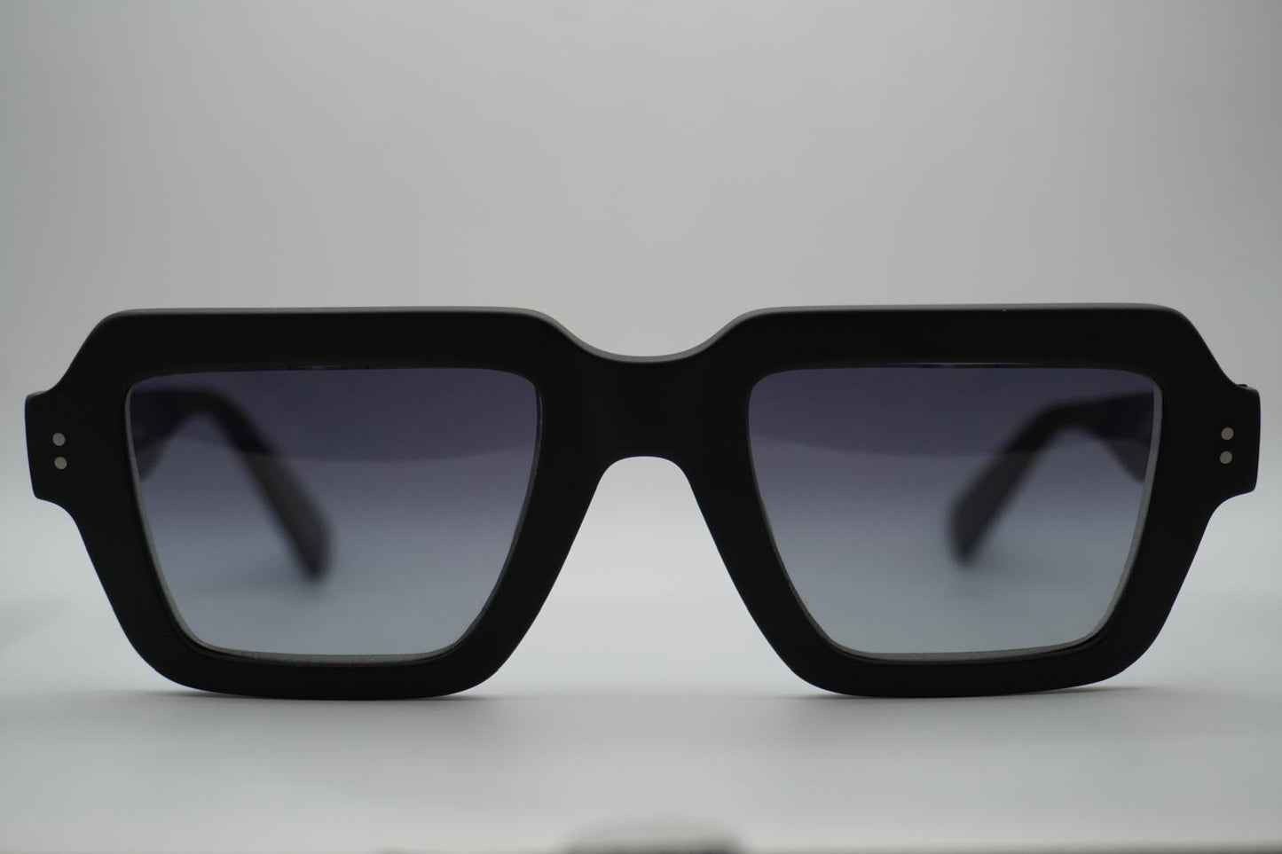 STEP | THERIGHTVISION - MOD. ARES