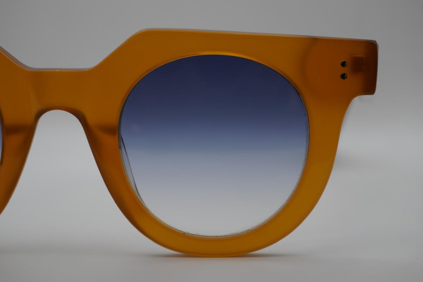 STEP | THERIGHTVISION - MOD. EDIPO