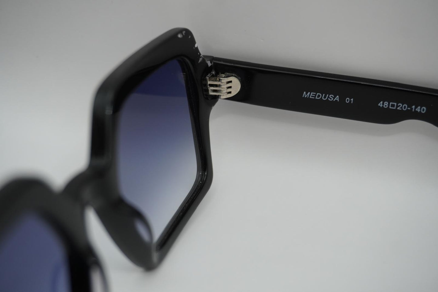 STEP | THERIGHTVISION - MOD. MEDUSA