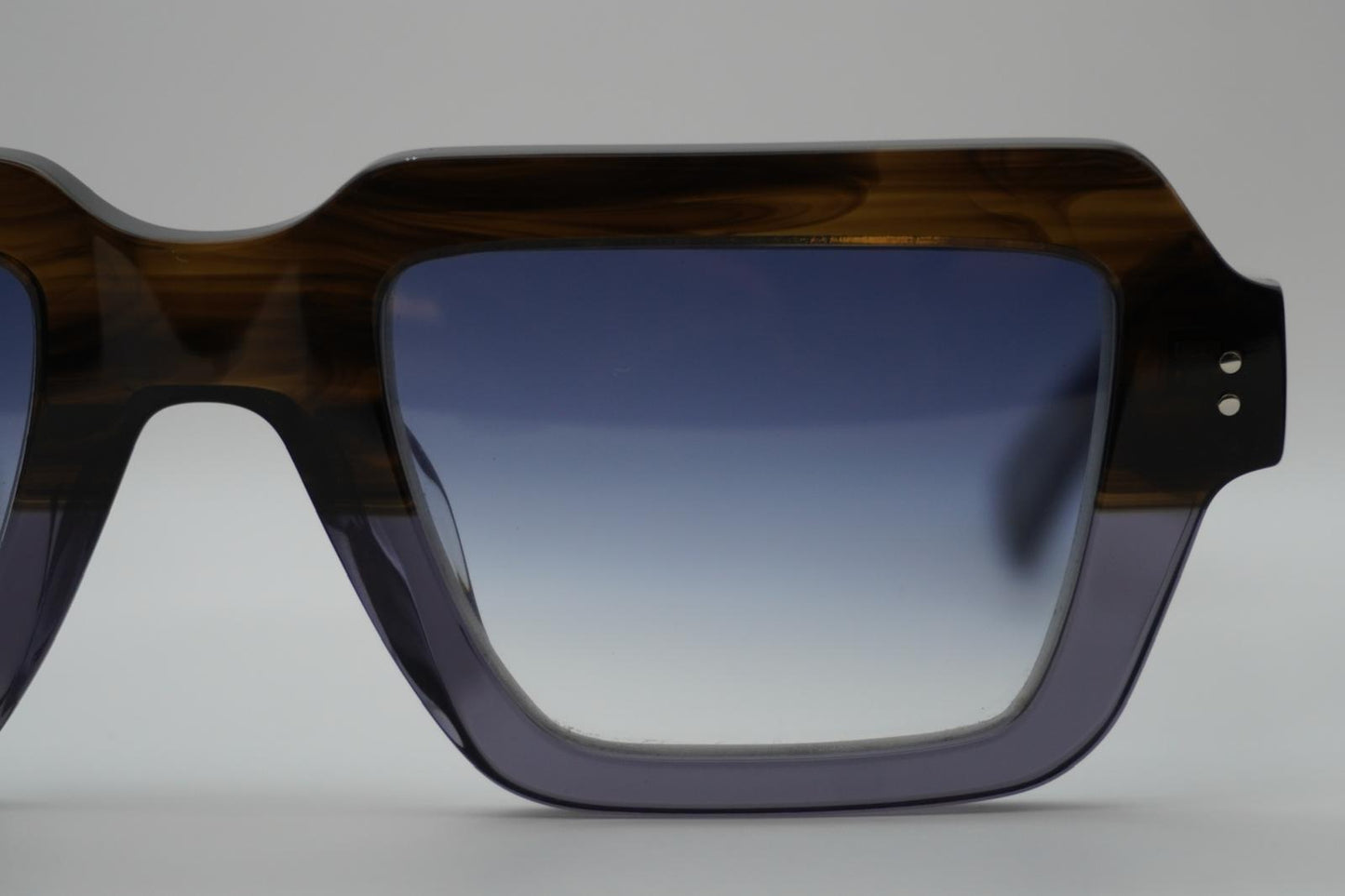 STEP | THERIGHTVISION - MOD. ARES